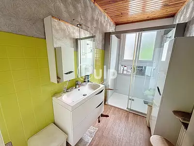 Maison, 77 m²
