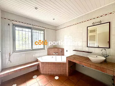 Maison, 210 m²