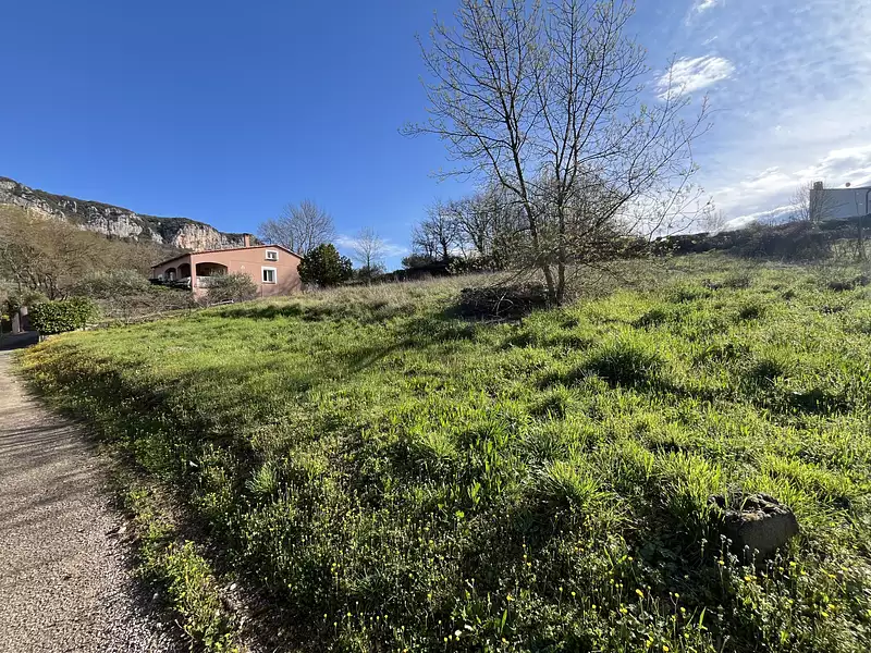 Terrain, 1 274 m²
