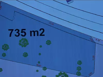 Terrain, 735 m²