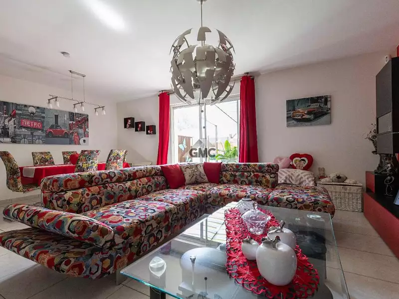 Maison, 75 m²