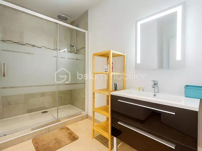 Maison, 227 m²