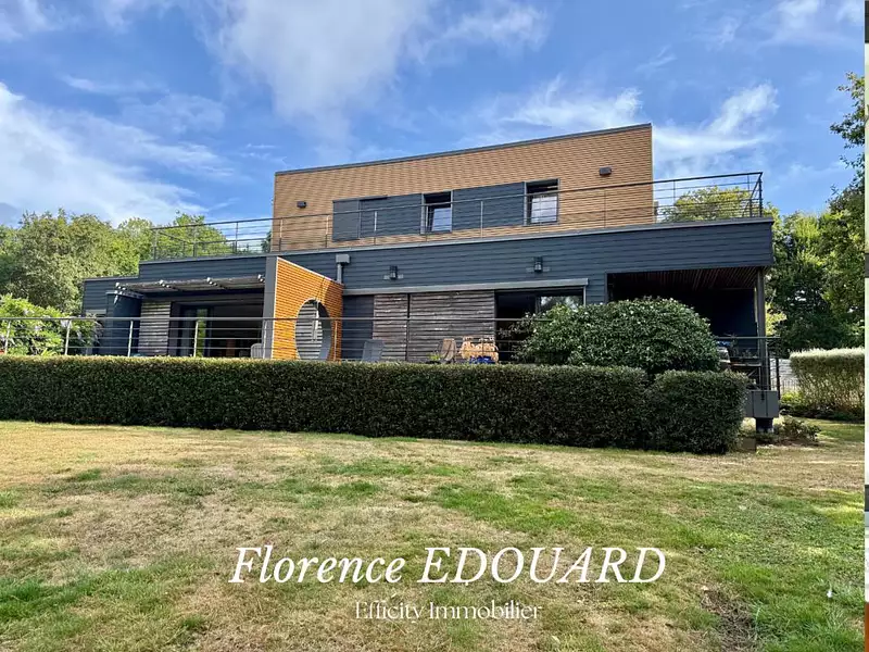 Maison, 230 m²
