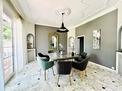 Maison, 210 m²