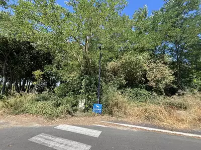 Terrain, 617 m²