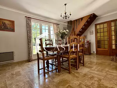 Maison, 178 m²