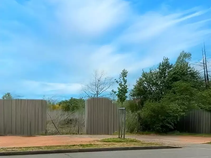 Terrain, 600 m²