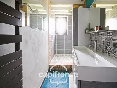 Maison, 211 m²