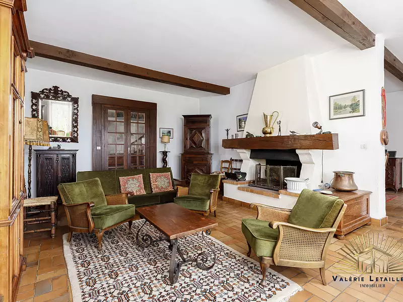 Maison, 329 m²