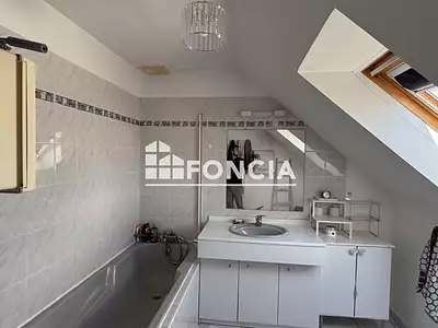 Maison, 141 m²