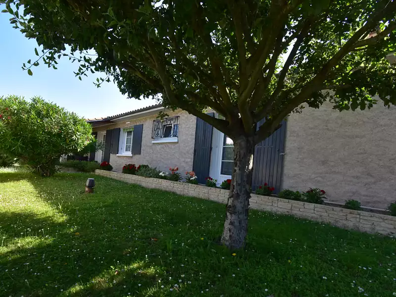 Maison, 94 m²