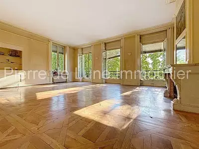 Appartement, 235,39 m²