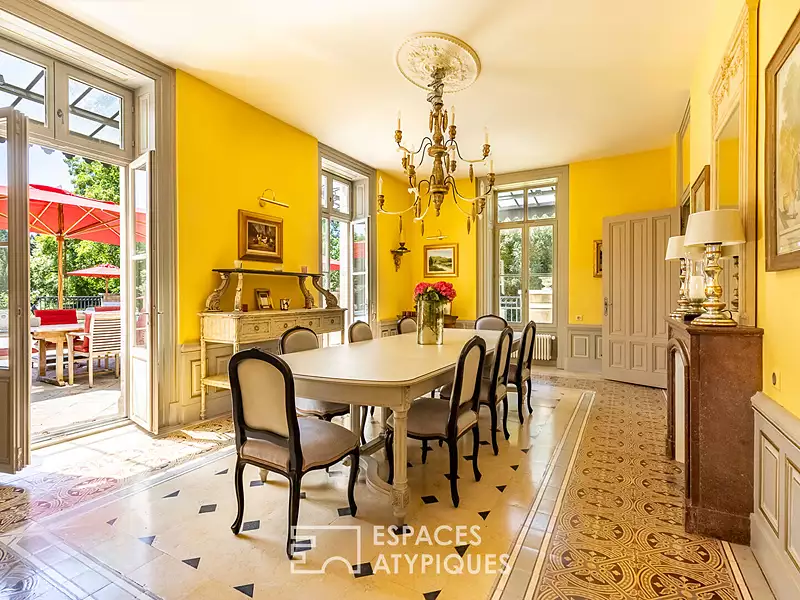 Maison, 746 m²