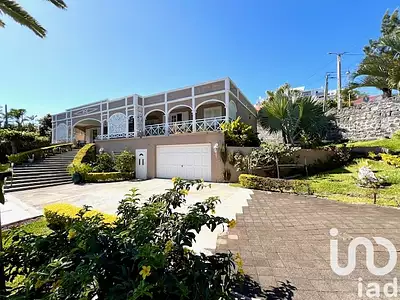 Maison, 157 m²