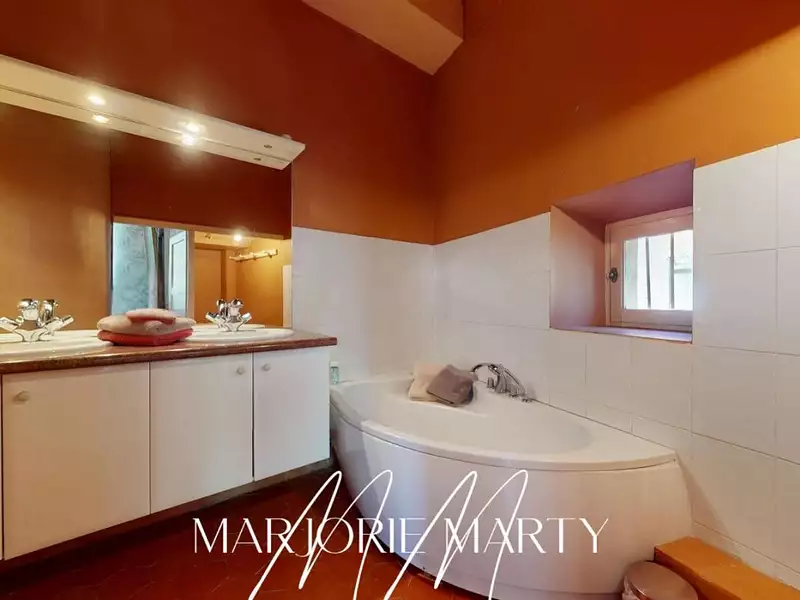 Maison, 450 m²