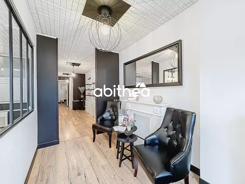 Immeuble, 275 m²