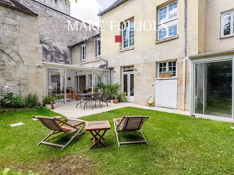 Maison, 317 m²