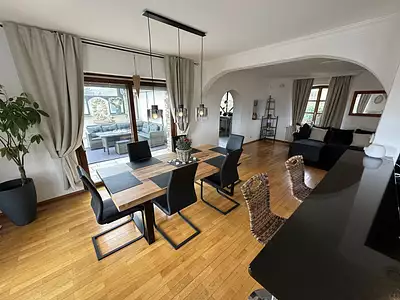 Maison, 180 m²