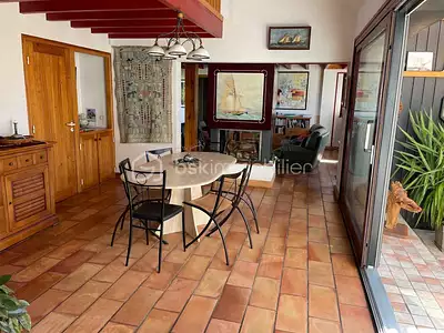 Maison, 160 m²