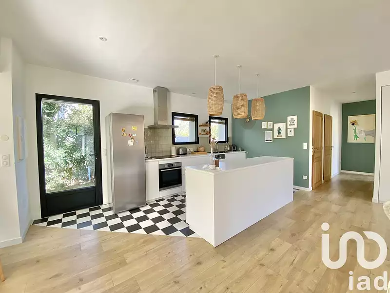 Maison, 185 m²