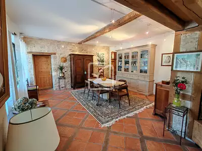 Maison, 190 m²