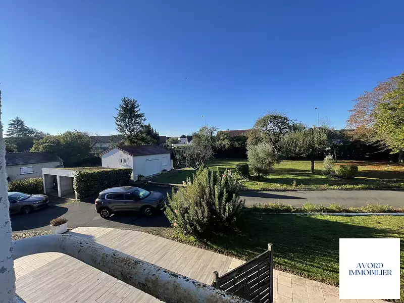Maison, 230 m²