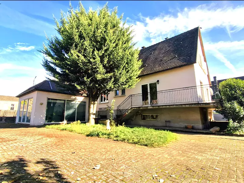 Maison, 210 m²