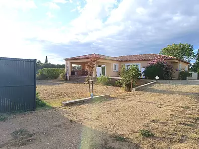 Maison, 151 m²