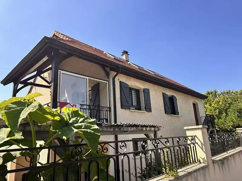 Maison, 220,95 m²