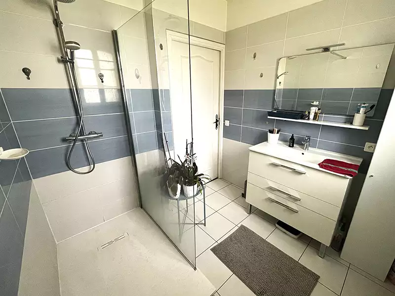 Maison, 170 m²