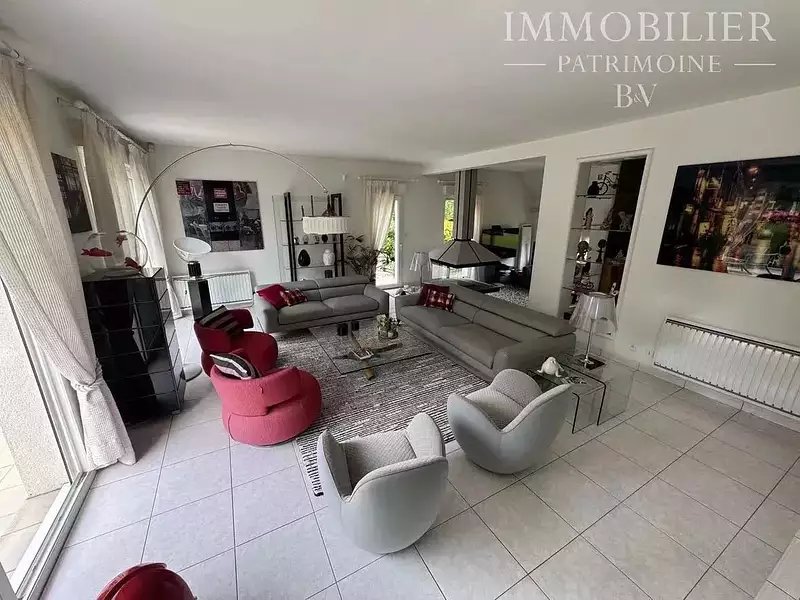 Maison, 272 m²