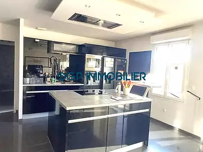 Maison, 145 m²