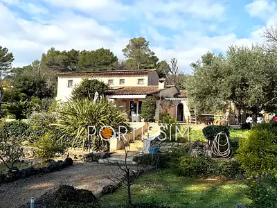 Maison, 160 m²