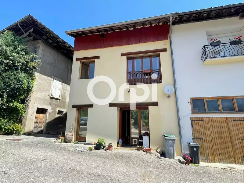 Maison, 94 m²