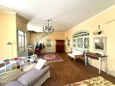 Maison, 180 m²
