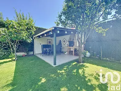 Maison, 231 m²