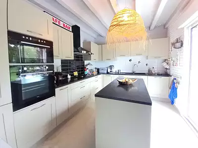 Maison, 181 m²
