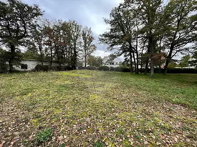Terrain, 2 407 m²