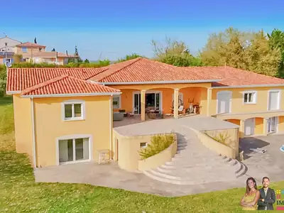 Maison, 384 m²