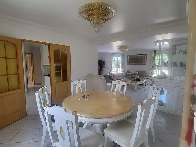 Maison, 170 m²