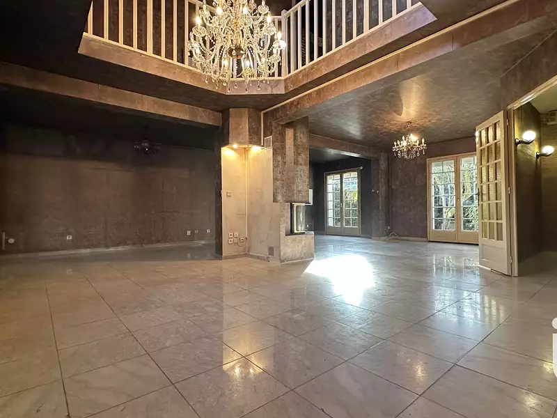 Maison, 195 m²