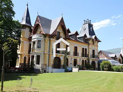 Maison, 1 000 m²