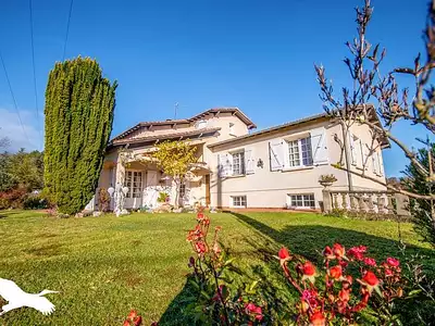 Maison, 215 m²
