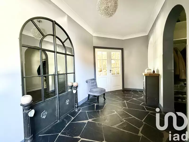 Maison, 225 m²