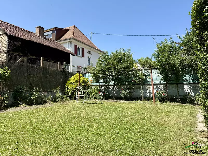 Maison, 280 m²