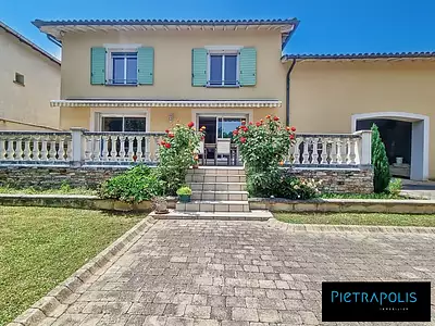 Maison, 190 m²