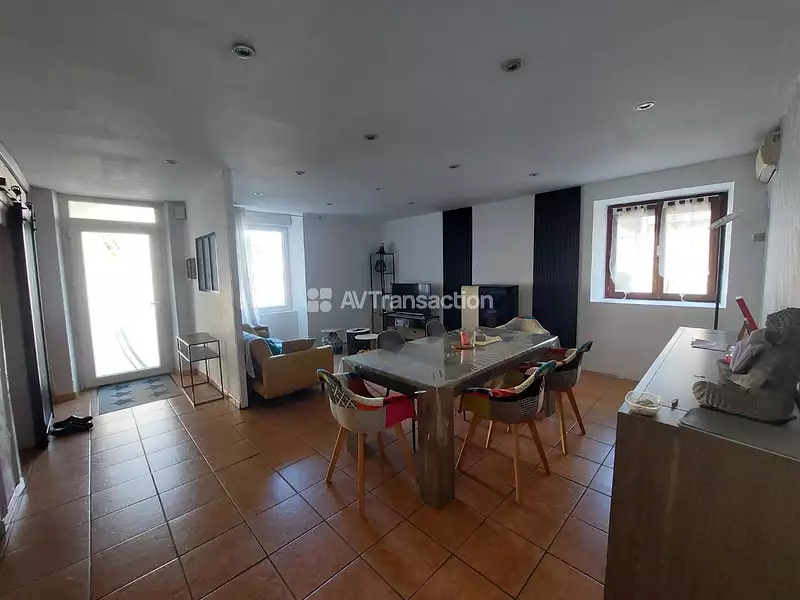 Maison, 143 m²