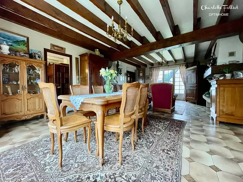 Maison, 163 m²