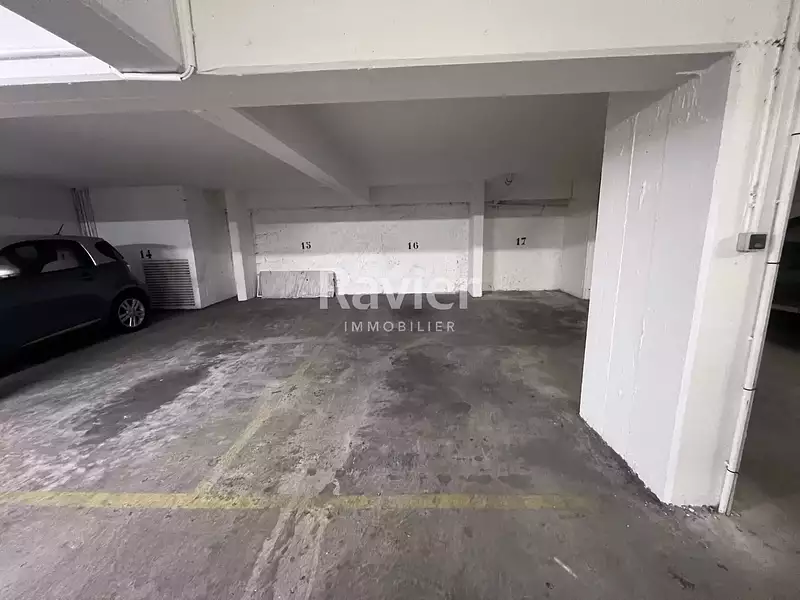 Parking, 14 m²