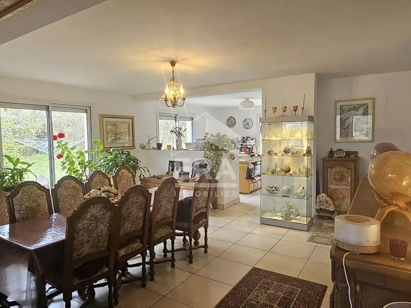 Maison, 292 m²